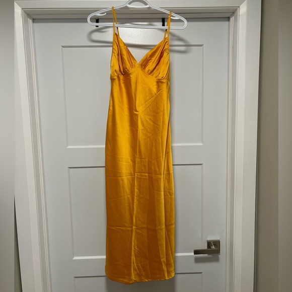 Abercrombie and Fitch Gold Ruched Satin Slip Midi Dress - Picture 1 of 4